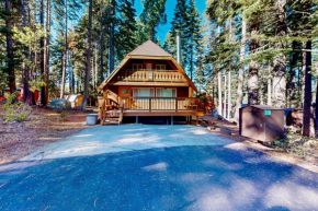 Tranquil Treehouse Haven